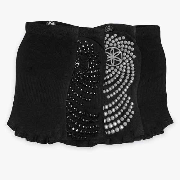 GAIAM Accessories - GAIAM 2-Pack Grippy Toeless Yoga Socks NWT Black